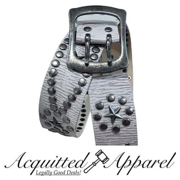 Star 100 White Leather Metal Rivet Studded Belt Small 32\